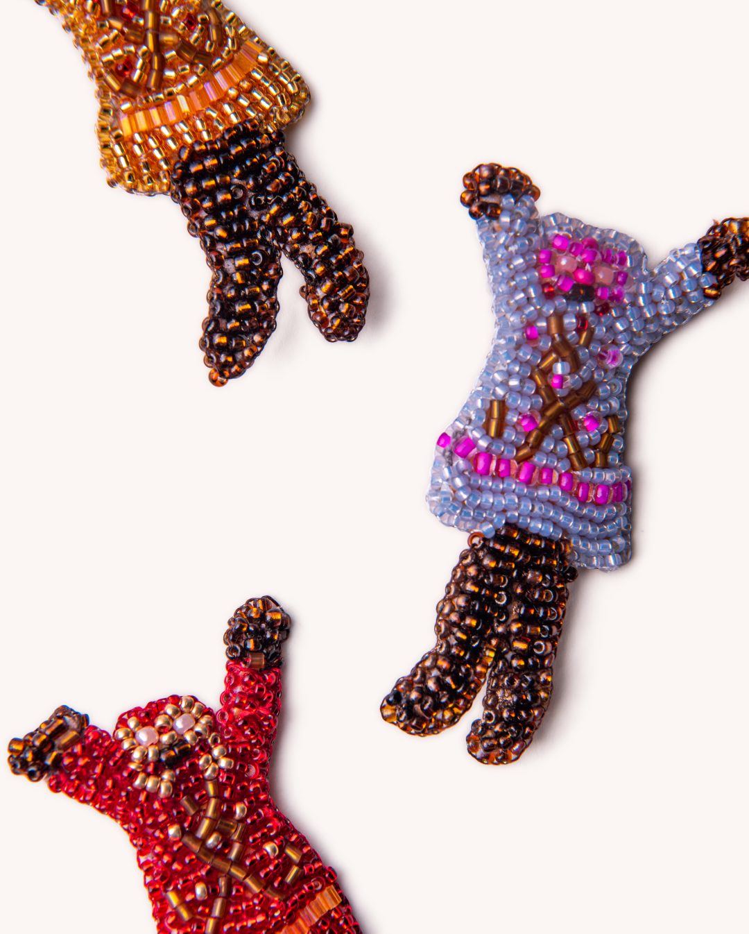 Muñequita Brooch