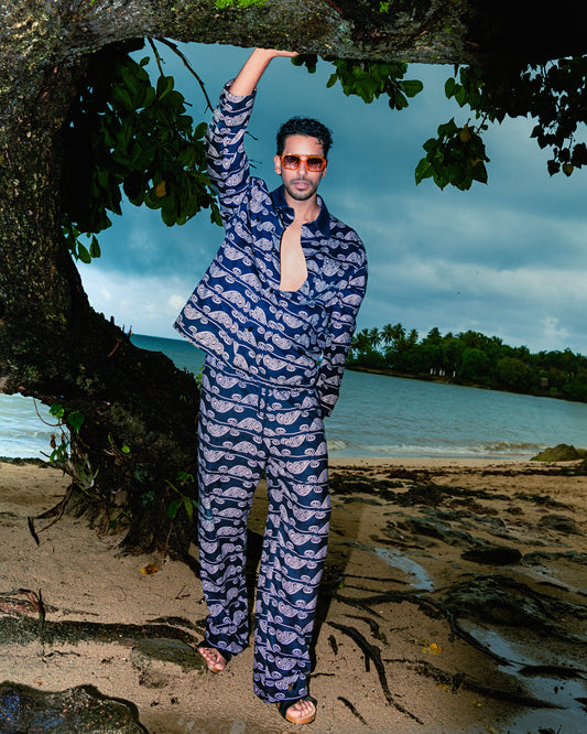 BLACK LINE ART PANTS