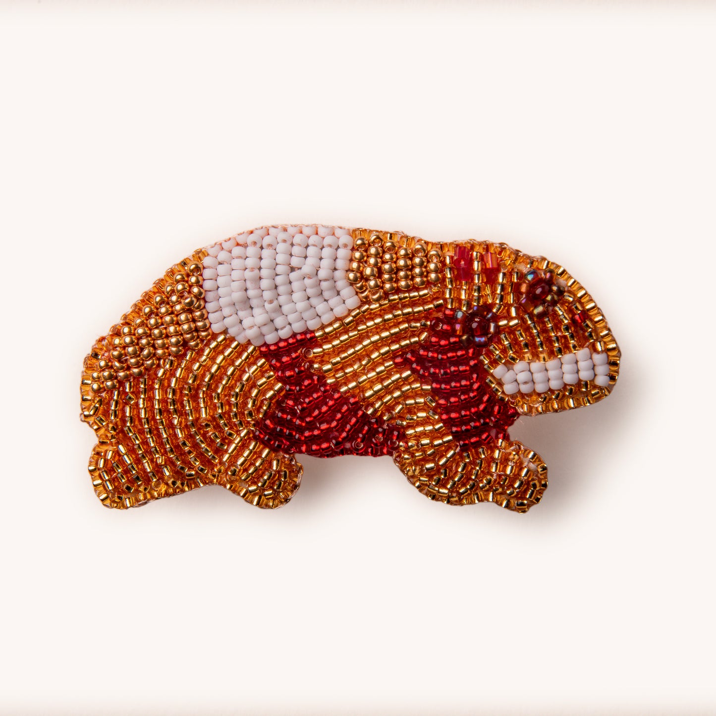 Dog Brooch gold