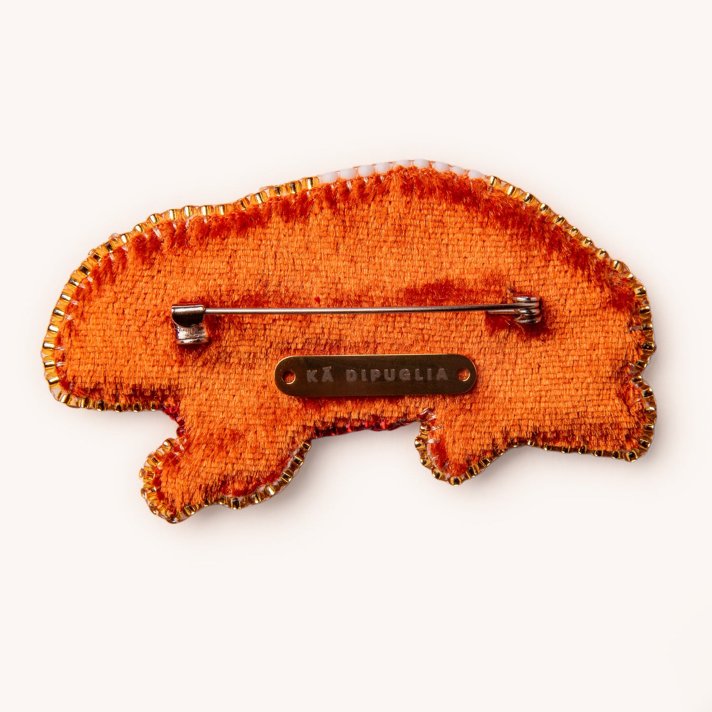 Dog Brooch gold